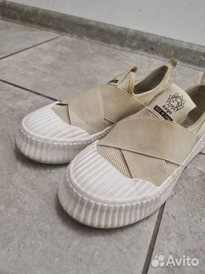 Кеды, слипоны, туфли 35 размер