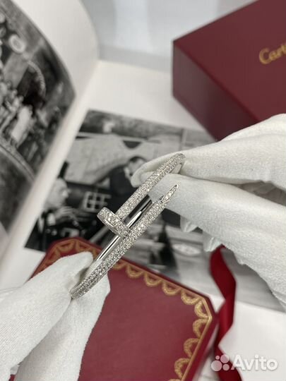 Браслет cartier uste un clou с бриллиантами