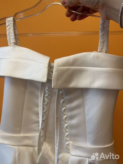 Белое платье вечернее