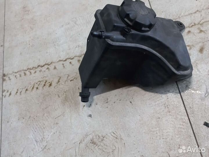 Расширительный бачок для bmw X1 E84