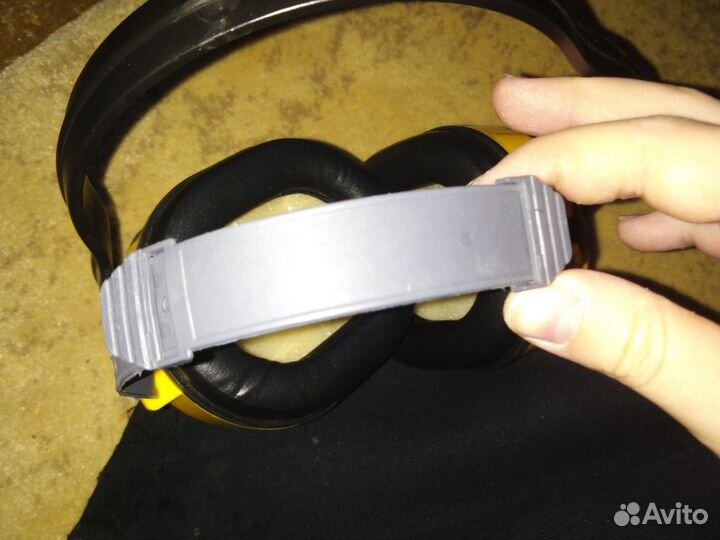 Наушники со звук-изоляцией