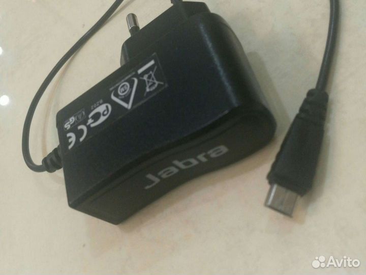 Зарядное устройство