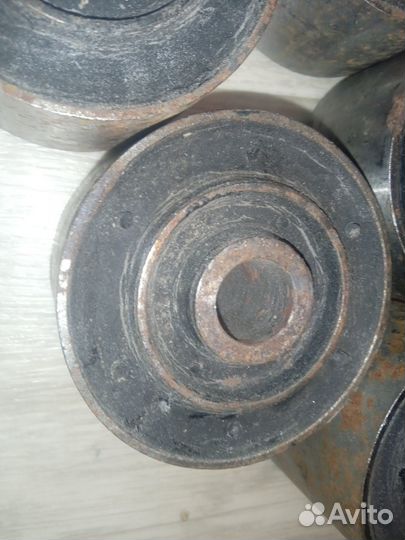 Сайлентблок переднего моста мерседес w460