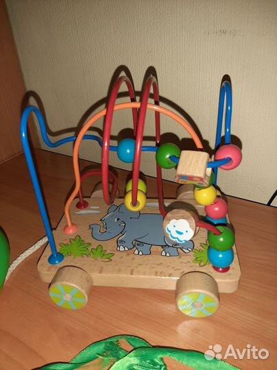 Развивающие игрушки для детей пакетом. Юла chicco