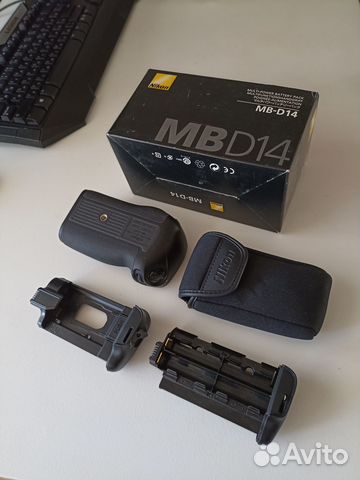 Батарейный блок Nikon оригинал