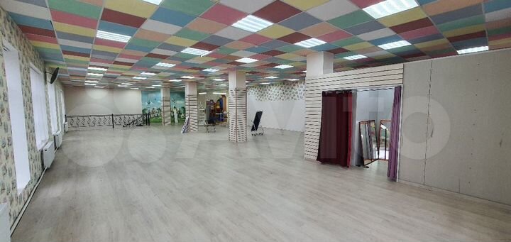 Свободного назначения, 215 м²