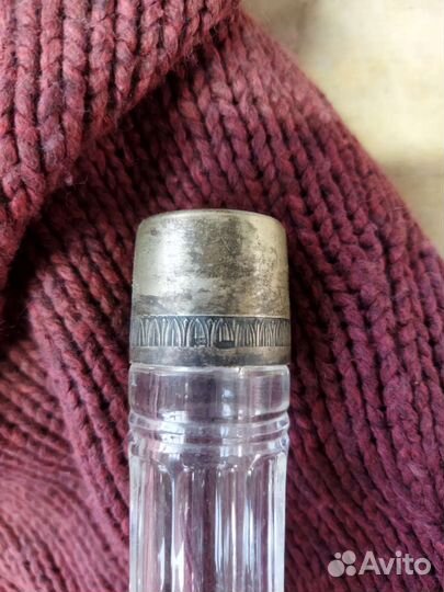 Хрустальный графин с декором из серебра