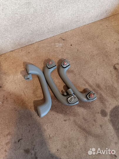 Ручка потолка Kia Rio 3 Hyundai Solaris 1