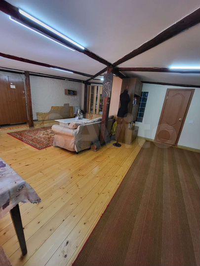 3-к. квартира, 110 м², 2/2 эт.