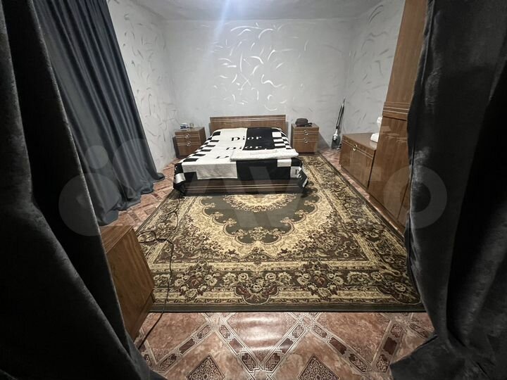 Дом 30 м² на участке 5 сот.