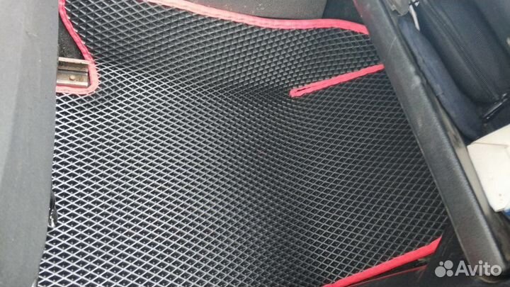 Ева автоковрики 3Д с бортиками Diatto