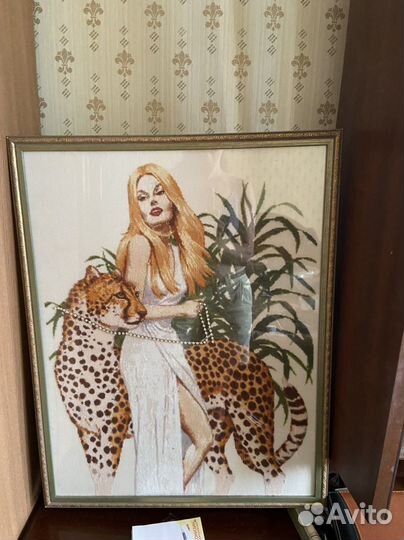 Картина в стиле китч