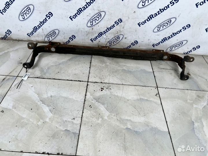 Планка под радиаторы Ford Focus 2 CB4 2006
