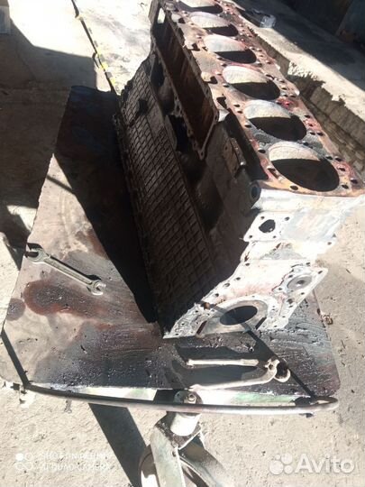 Блок двигателя 260