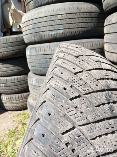 Goodyear Assurance 215/65 R16