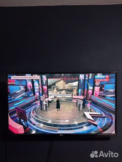 Телевизор бу LG