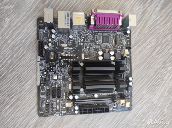 Материнская плата