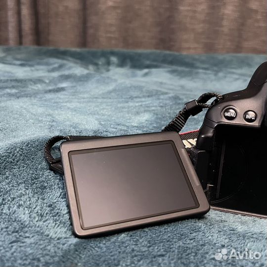 Зеркальный фотоаппарат canon 650d