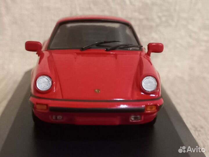Porsche 911 coupe 1978 1:43