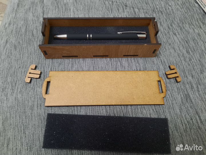 Подарок выпускнику 2024 ручка