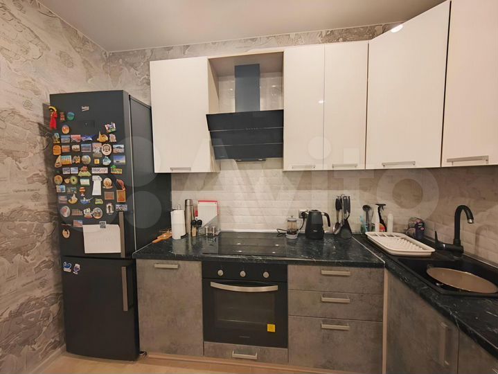 2-к. квартира, 55 м², 7/17 эт.