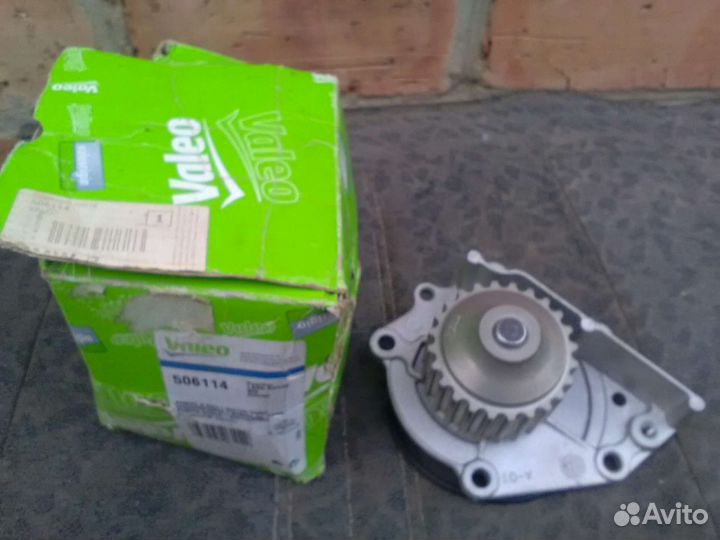 Водяной насос на хонду или ровер