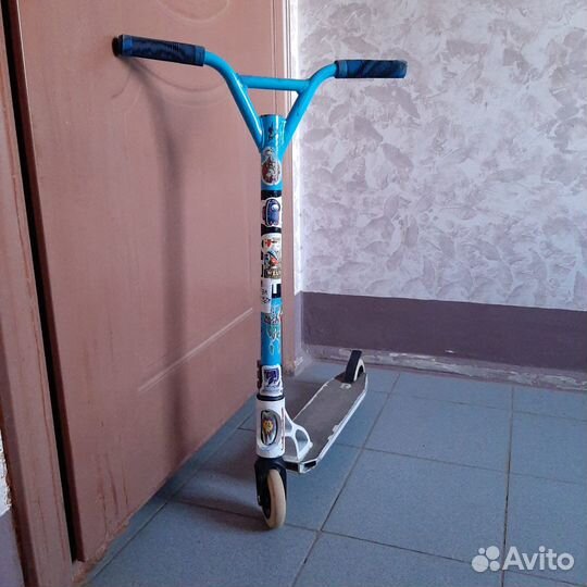 Трюковой самокат