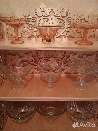 Вазочки для фруктов на ножках