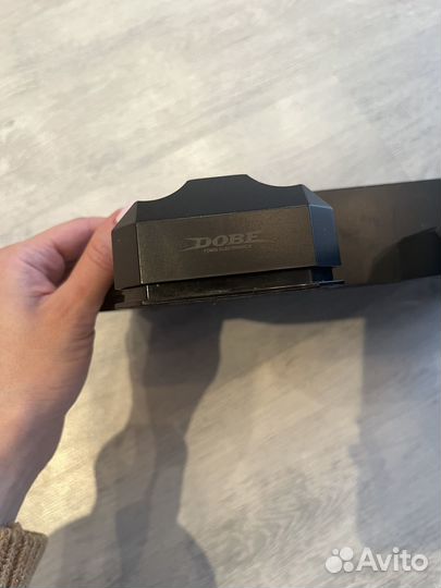 Подставка Dobe TP4-888 для PS4 с зарядкой и охлажд