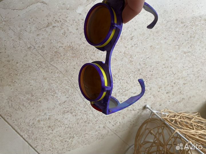 Солнцезащитные детские очки