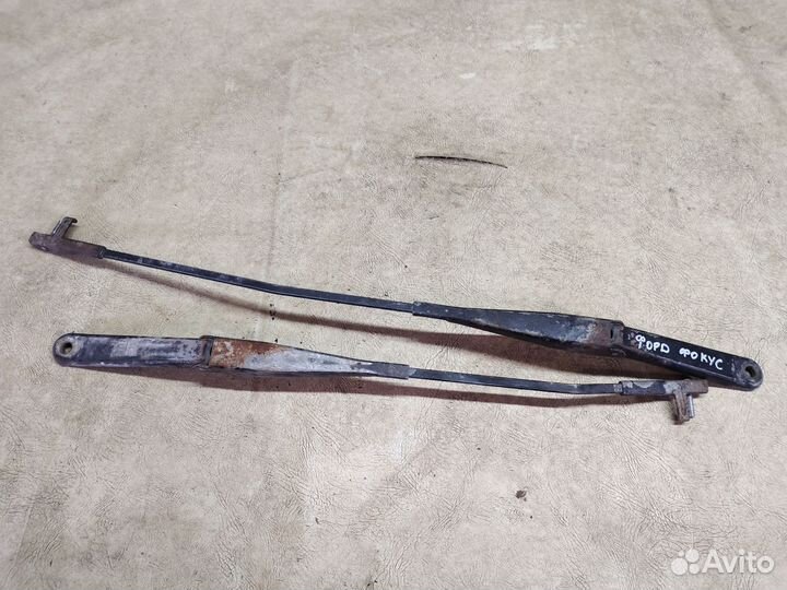 Поводок стеклоочистителя ford focus 2