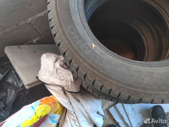 Kumho WinterCraft SUV Ice WS51 225/60 R17