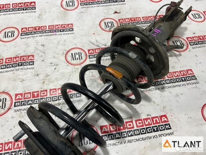 Стойка передняя правая toyota gaia