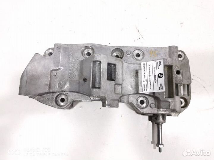 Кронштейн генератора BMW 5 F10/F11/GT F07 2013