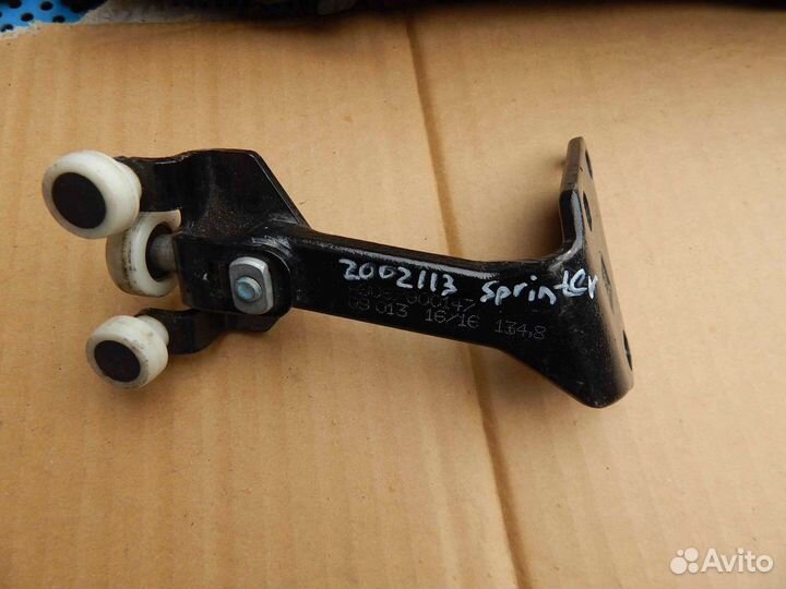 Ролик двери сдвижной Mercedes-Benz Sprinter W906 рестайлинг