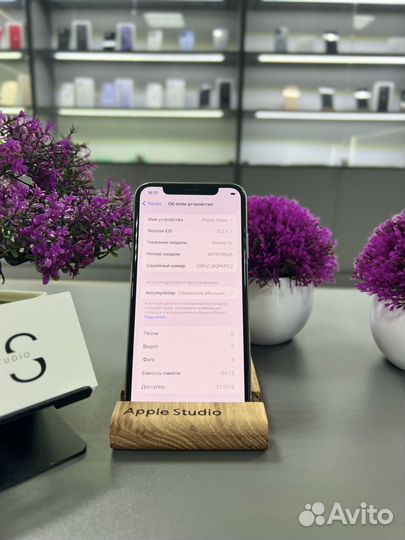 iPhone Xs, 64 ГБ
