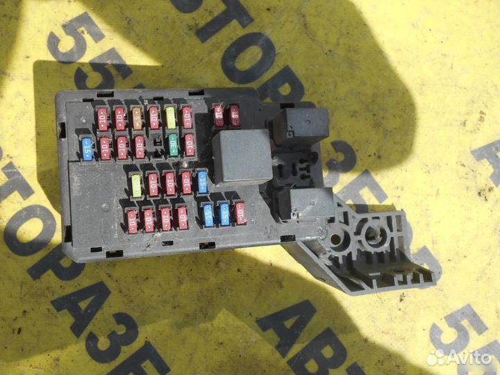 Блок предохранителей Geely emgrand EC7 2011-2016