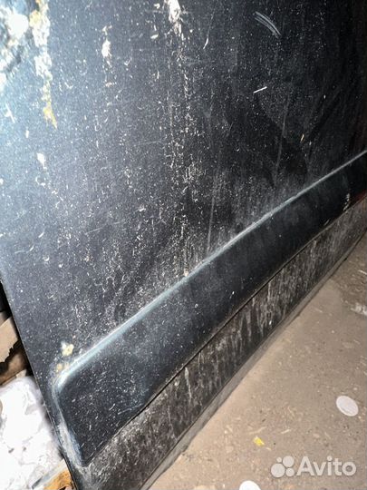 Задняя левая дверь ваз 2114