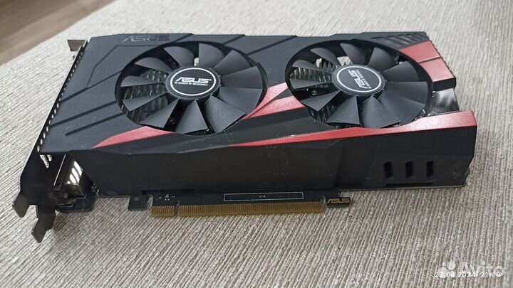 Видеокарта asus GTX 1050-2G