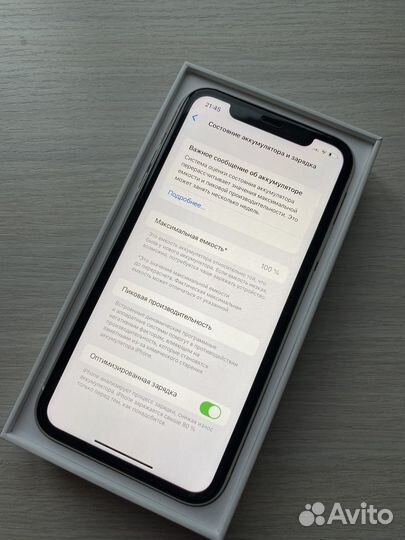 iPhone 11, 64 ГБ