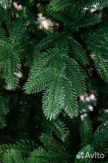 Ель искуственная