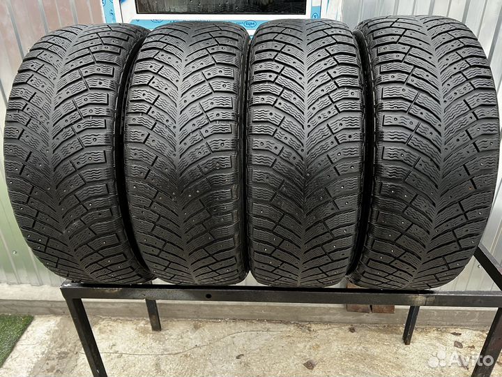 Michelin X-Ice North 4 SUV 235/55 R18 104T