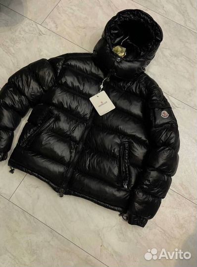 Пуховик Moncler