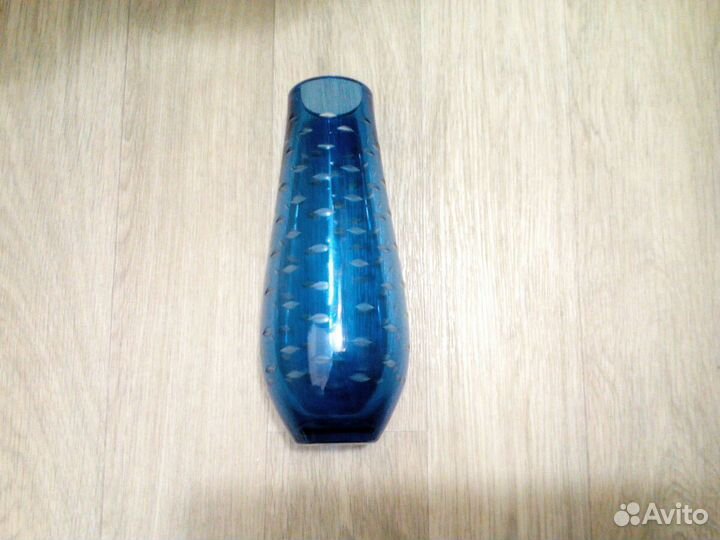 Ваза д/цветов,синее стекло-ссср-60-70 г