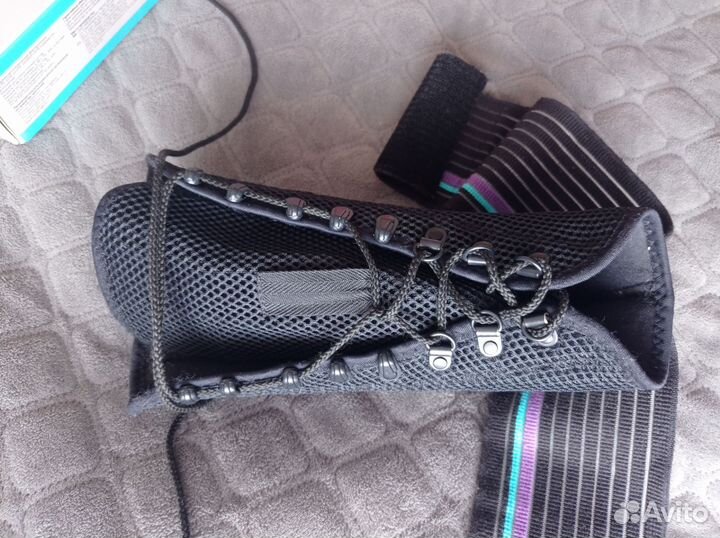 Бандаж на голеностопный сустав