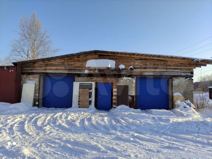 Гараж, > 30 м²