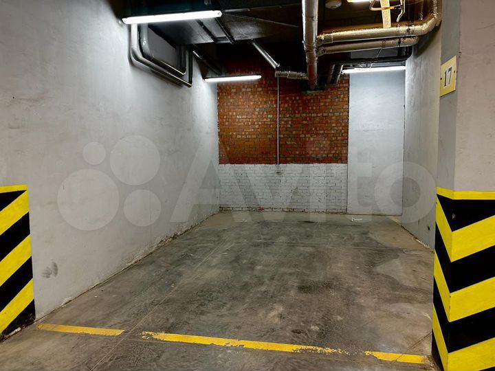 Машиноместо, 25 м²