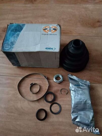 Пыльник шруса, приводной вал, новый