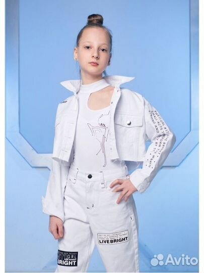 Джинсовая куртка ветровка куртка для девочки