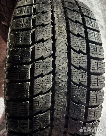 Toyo Observe GSi-5 285/60 R18 E